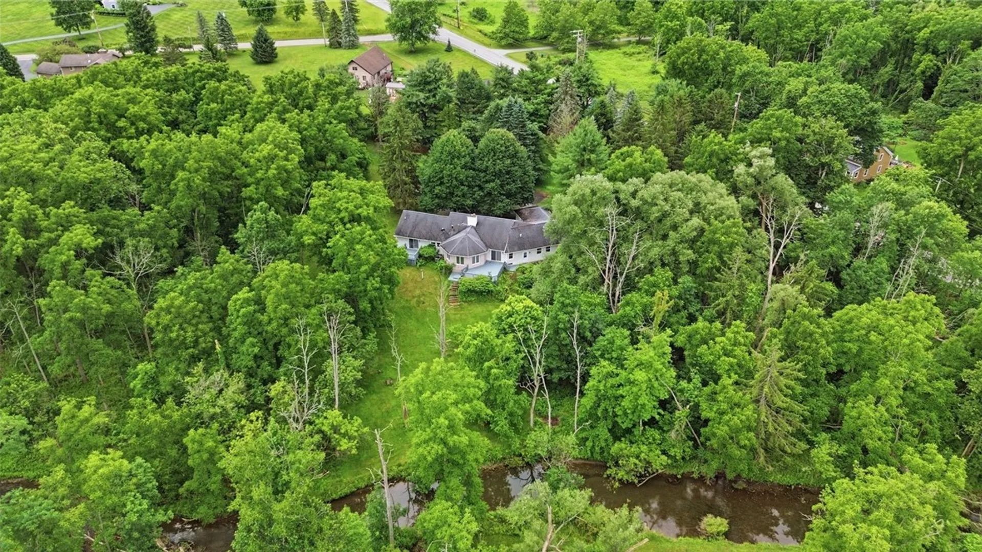 Property at 1011 Mile Square Road, Mendon, NY 14534 27