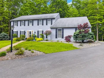 Property at 8 Silver Birch Court, New Hartford, NY 13413