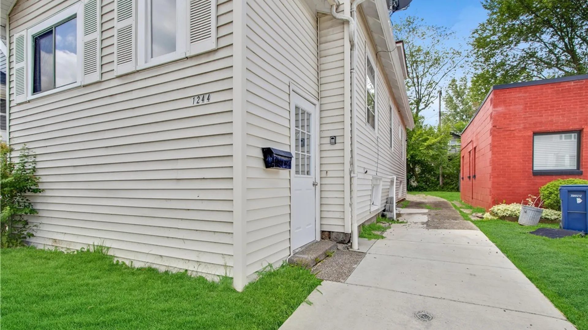 Property at 1244 Kenmore Avenue, Buffalo, NY 14216 3