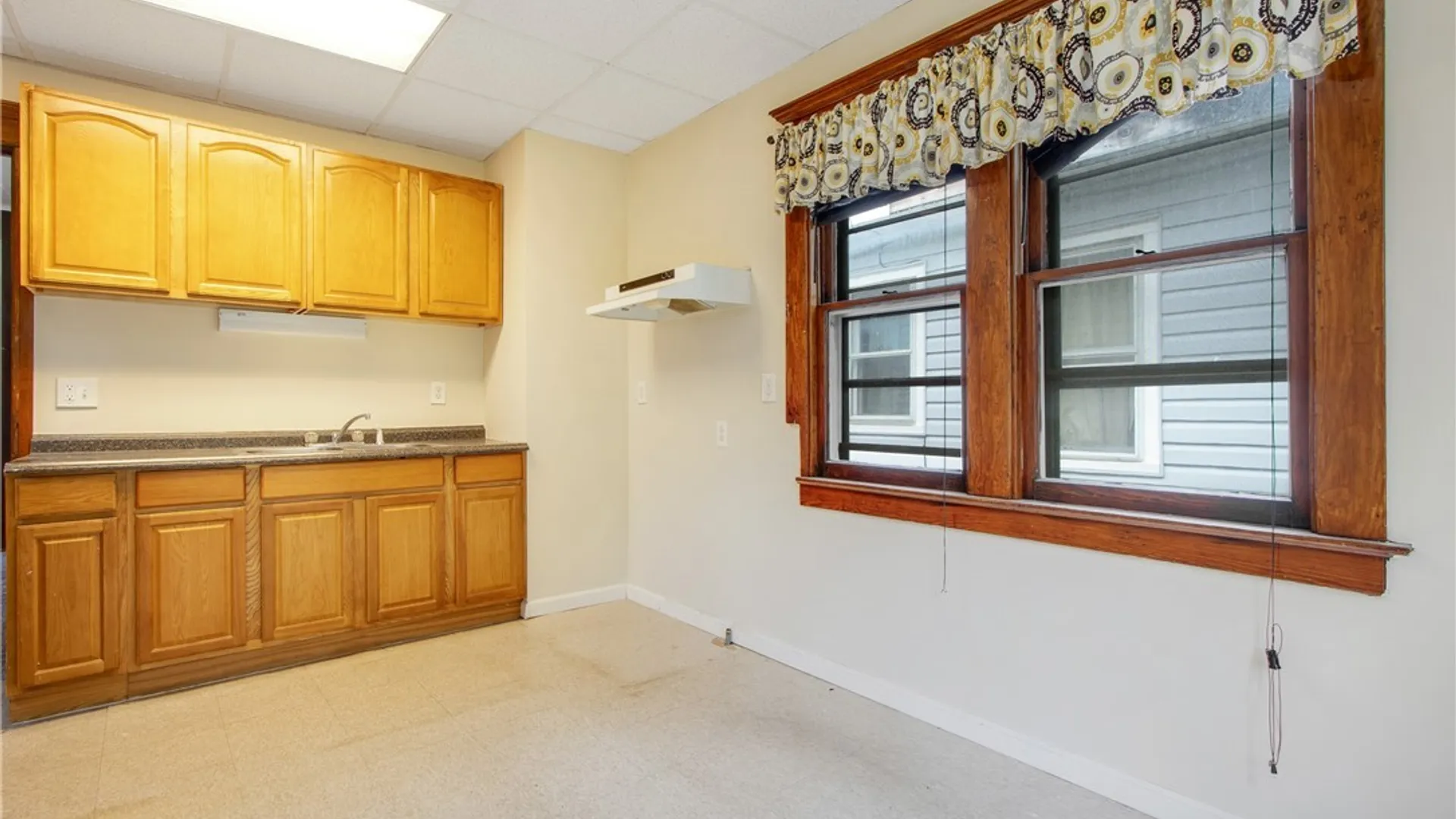 Property at 1244 Kenmore Avenue, Buffalo, NY 14216 15