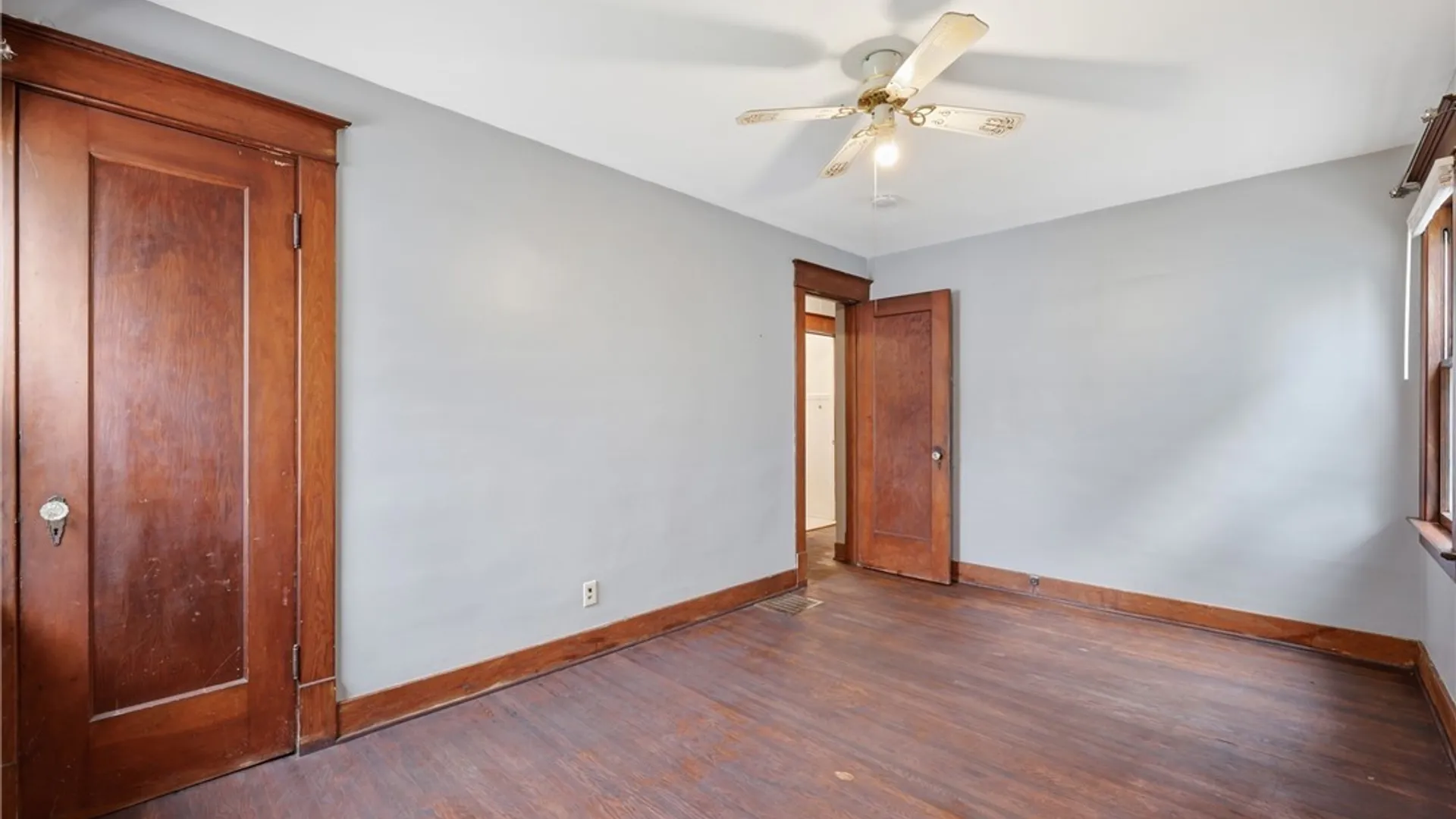 Property at 84 Woodward Avenue, Tonawanda, NY 14217 16