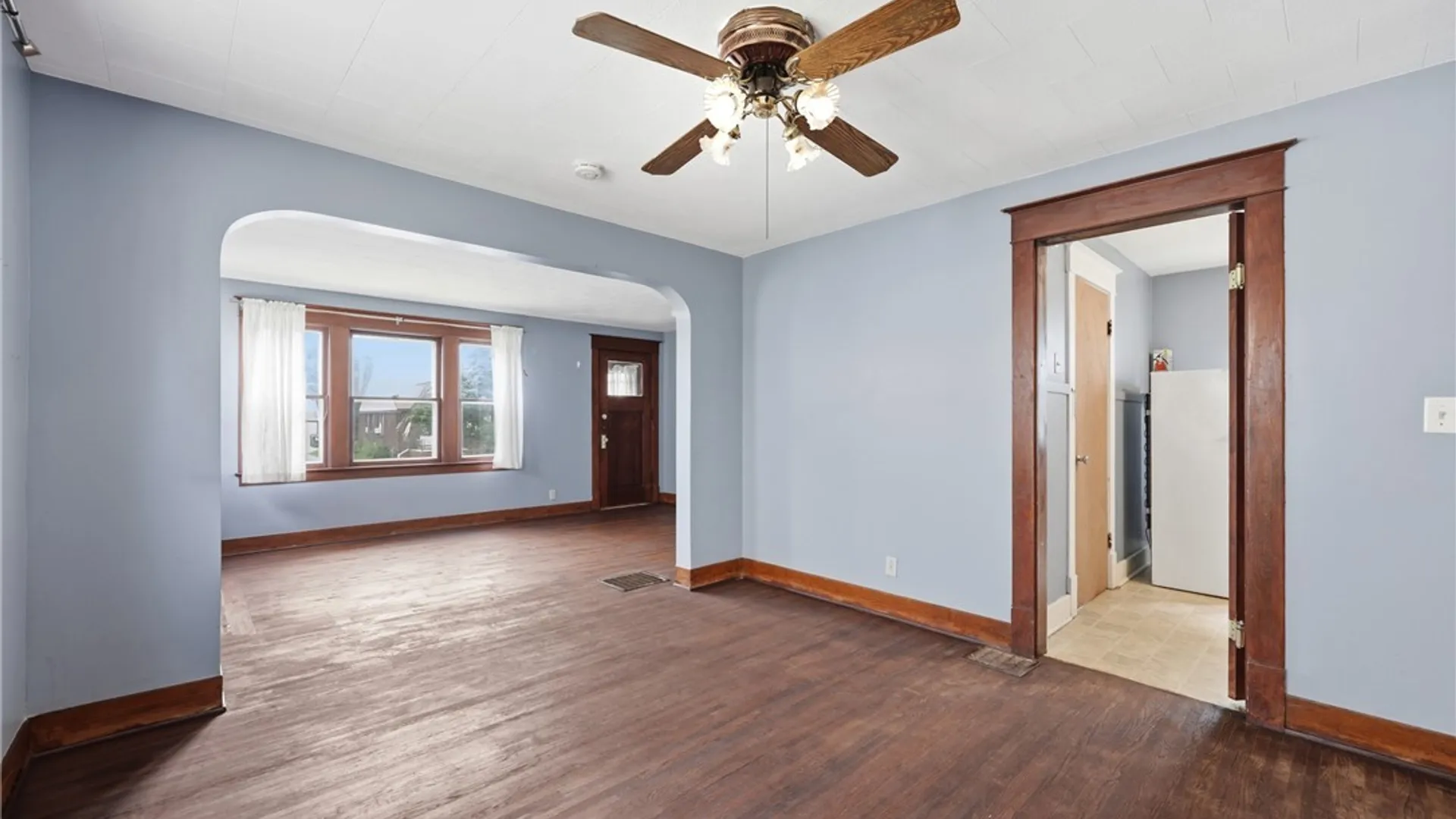 Property at 84 Woodward Avenue, Tonawanda, NY 14217 9