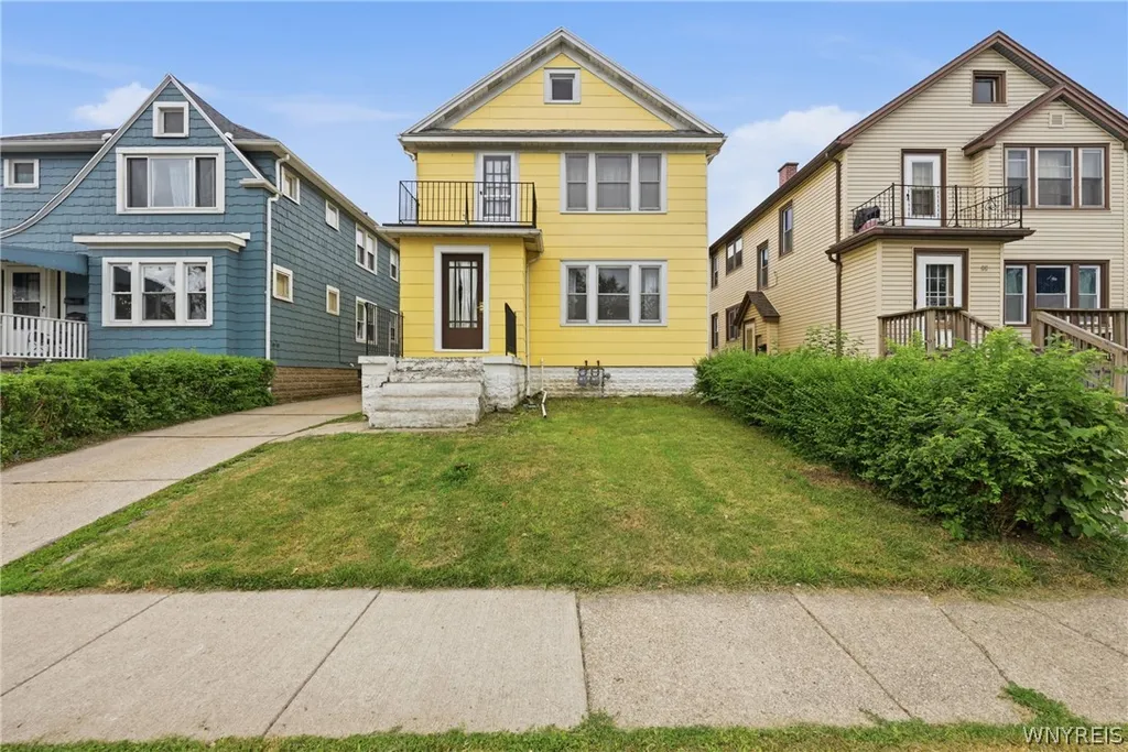 Property at 84 Woodward Avenue, Tonawanda, NY 14217