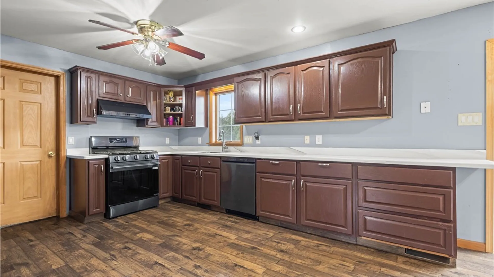 Property at 2637 Brown Road, Batavia, NY 14036 6