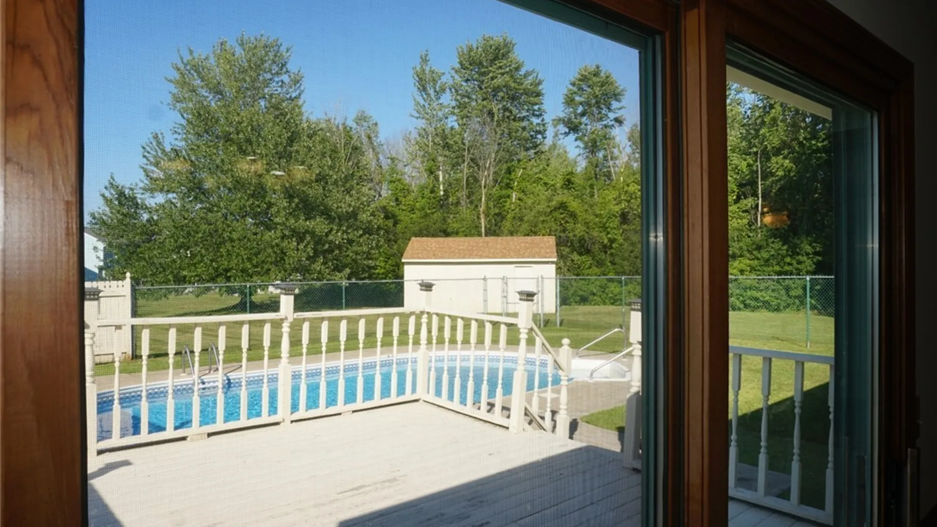 Property at 6113 Rossland Cir, Cicero, NY 13039 19
