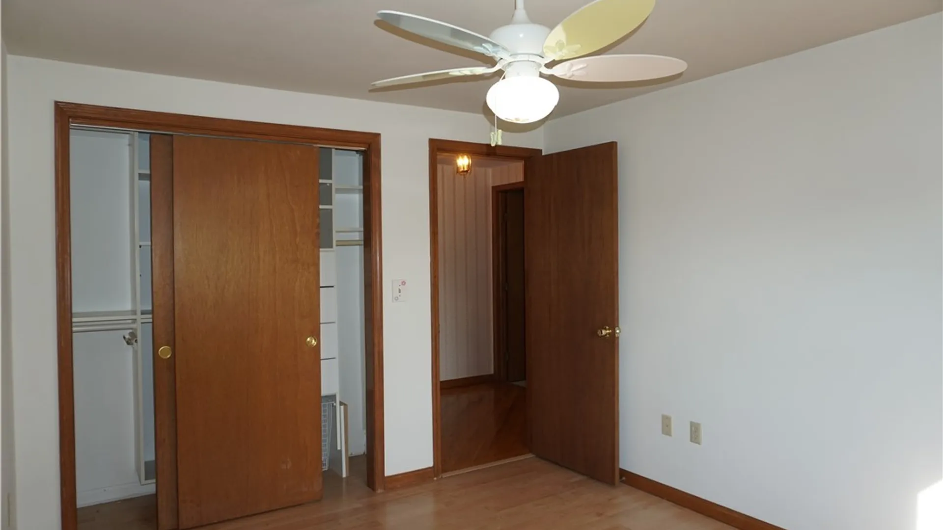 Property at 6113 Rossland Cir, Cicero, NY 13039 36