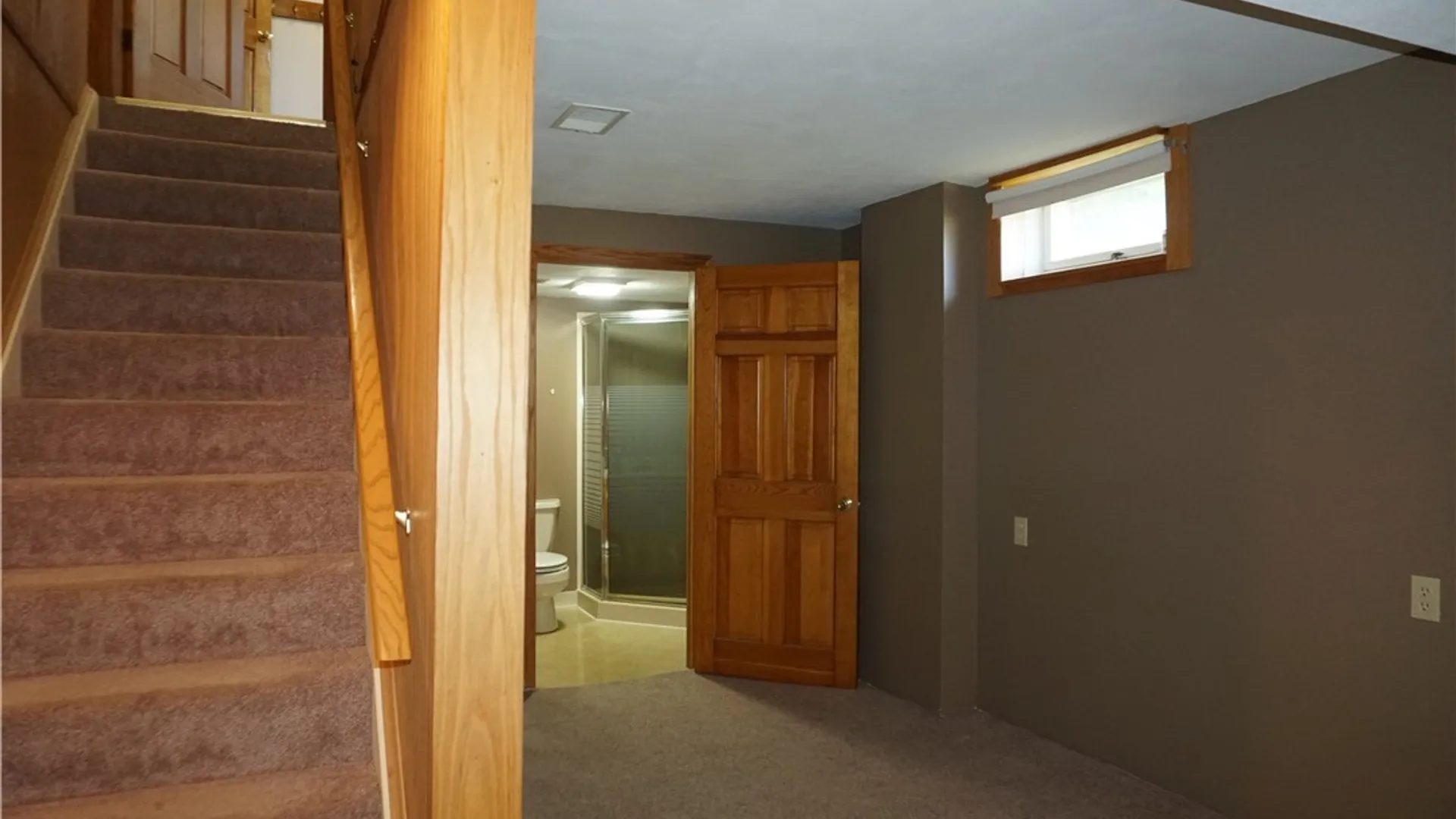 Property at 6113 Rossland Cir, Cicero, NY 13039 46