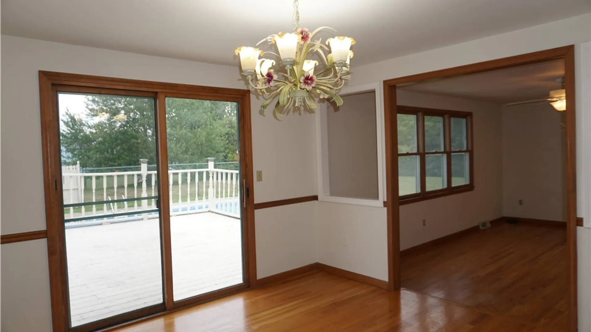 Property at 6113 Rossland Cir, Cicero, NY 13039 21