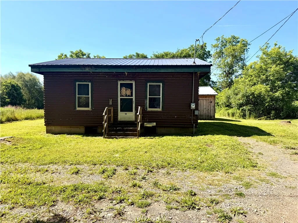 Property at 16 Railroad Avenue, New Berlin, NY 13411