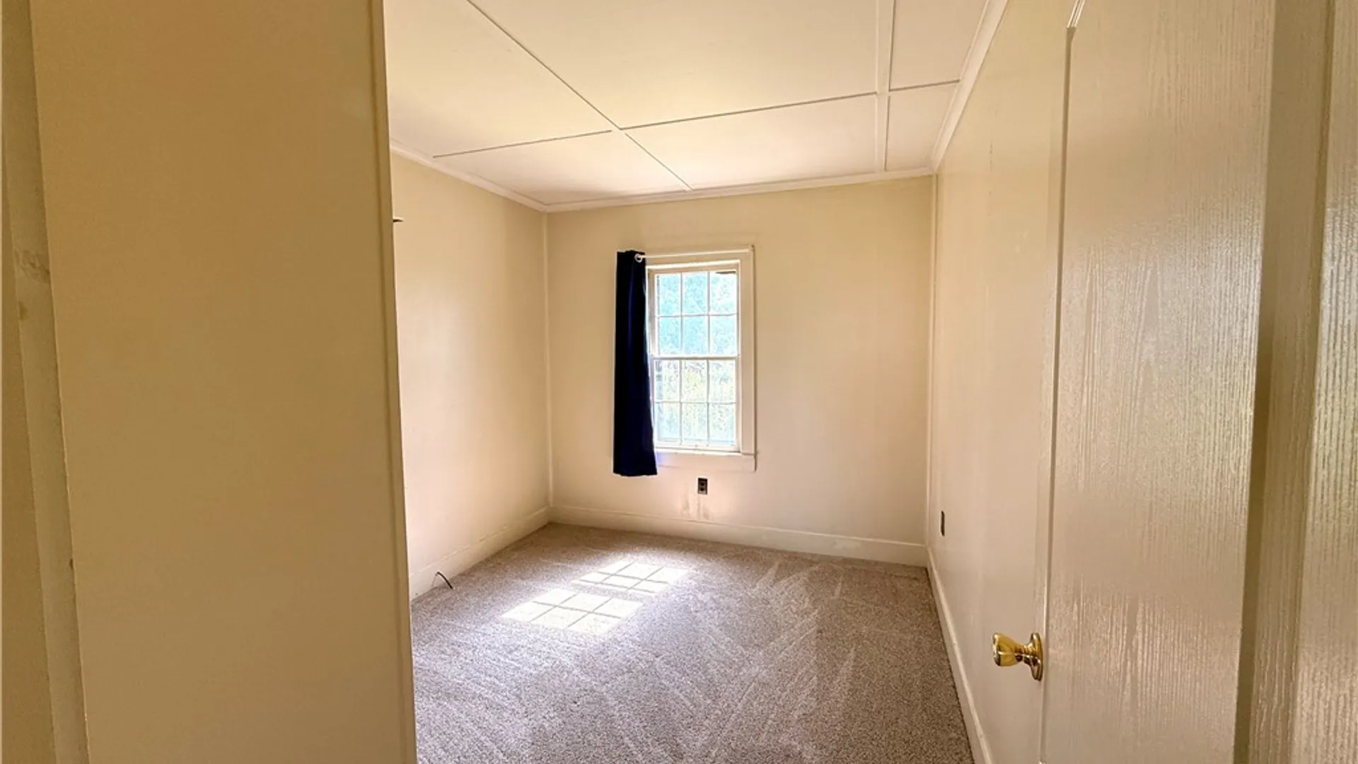 Property at 16 Railroad Avenue, New Berlin, NY 13411 3