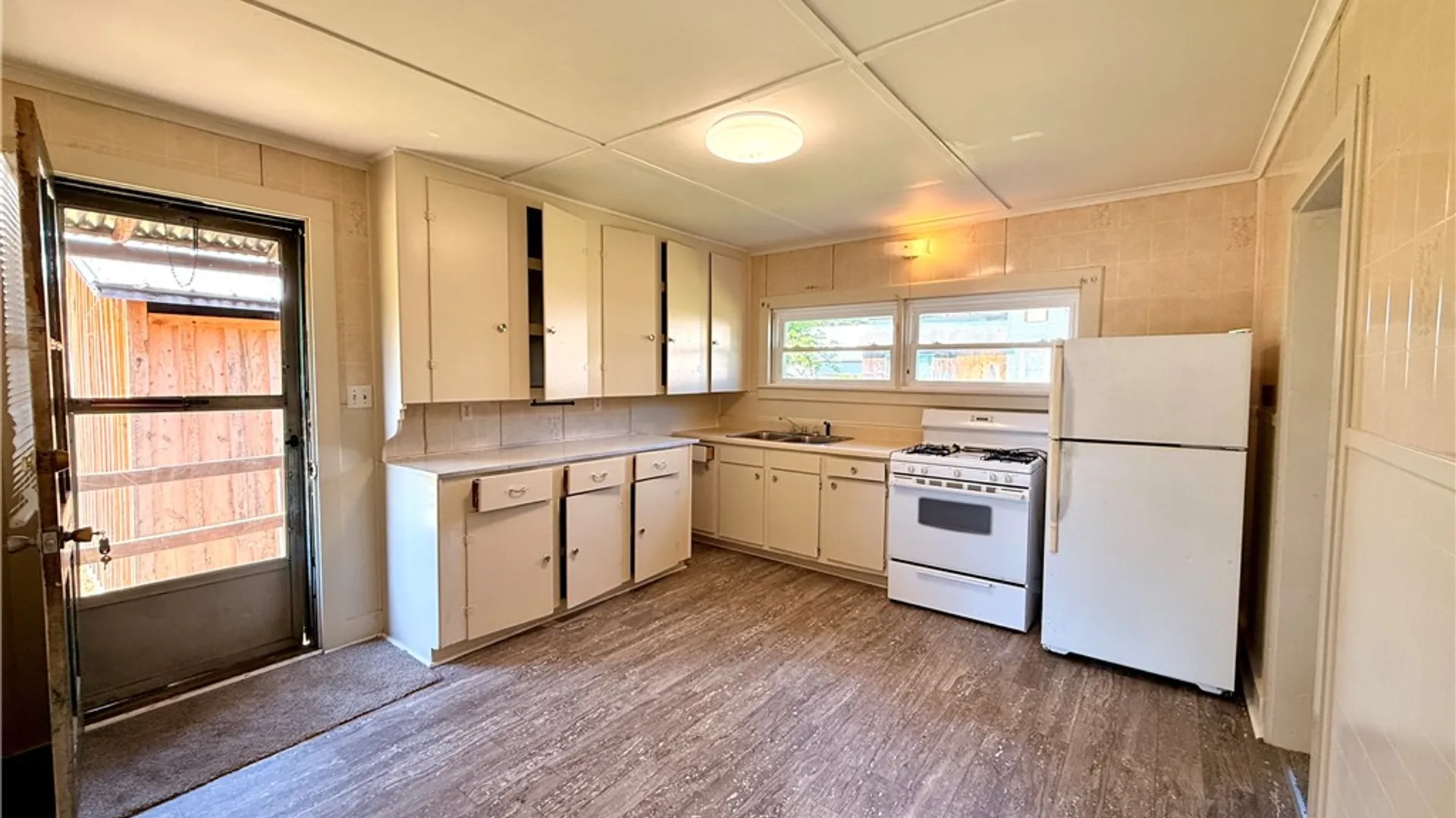 Property at 16 Railroad Avenue, New Berlin, NY 13411 9