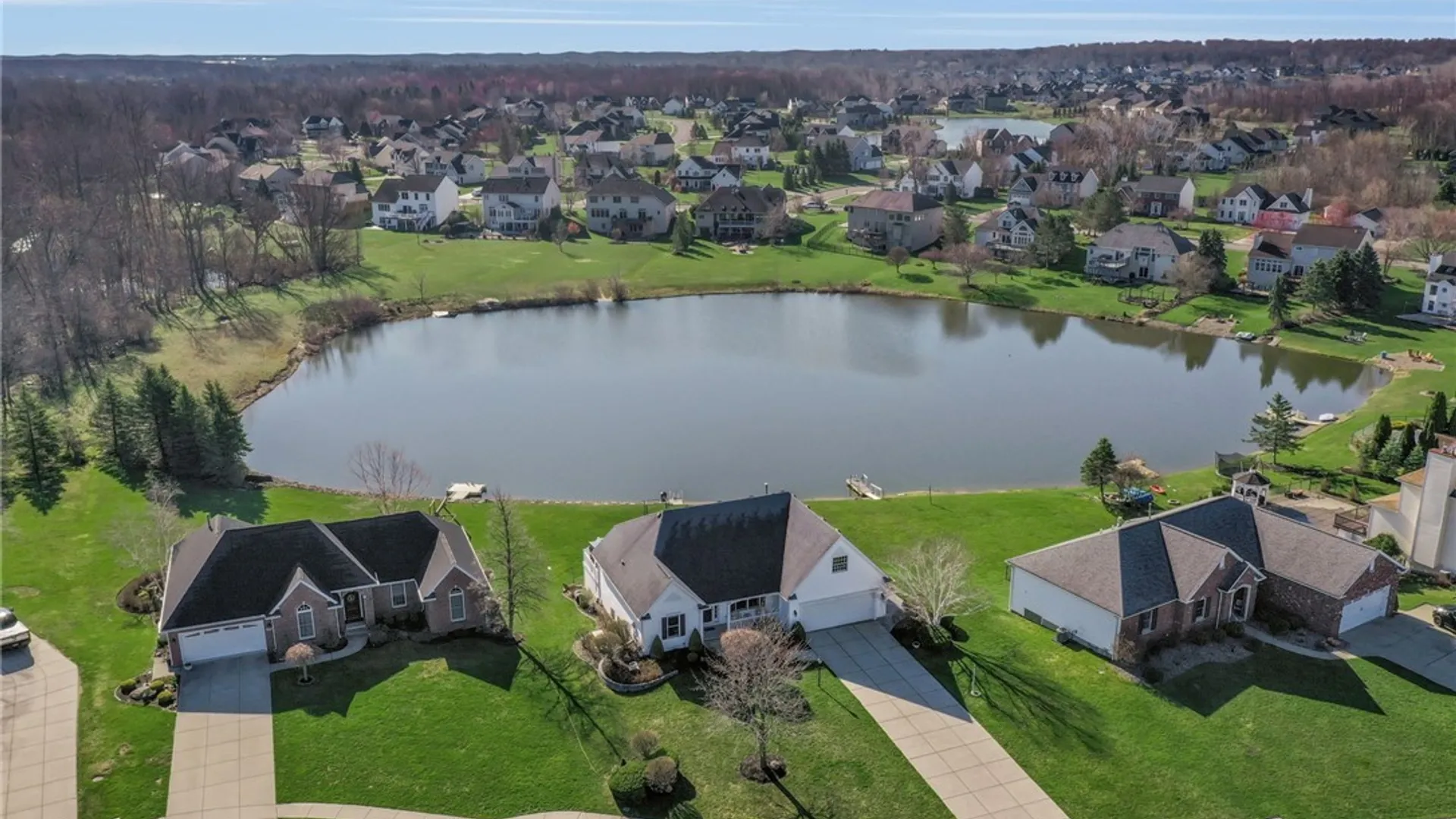 Property at 9574 English Ivy Court, Clarence, NY 14032 4