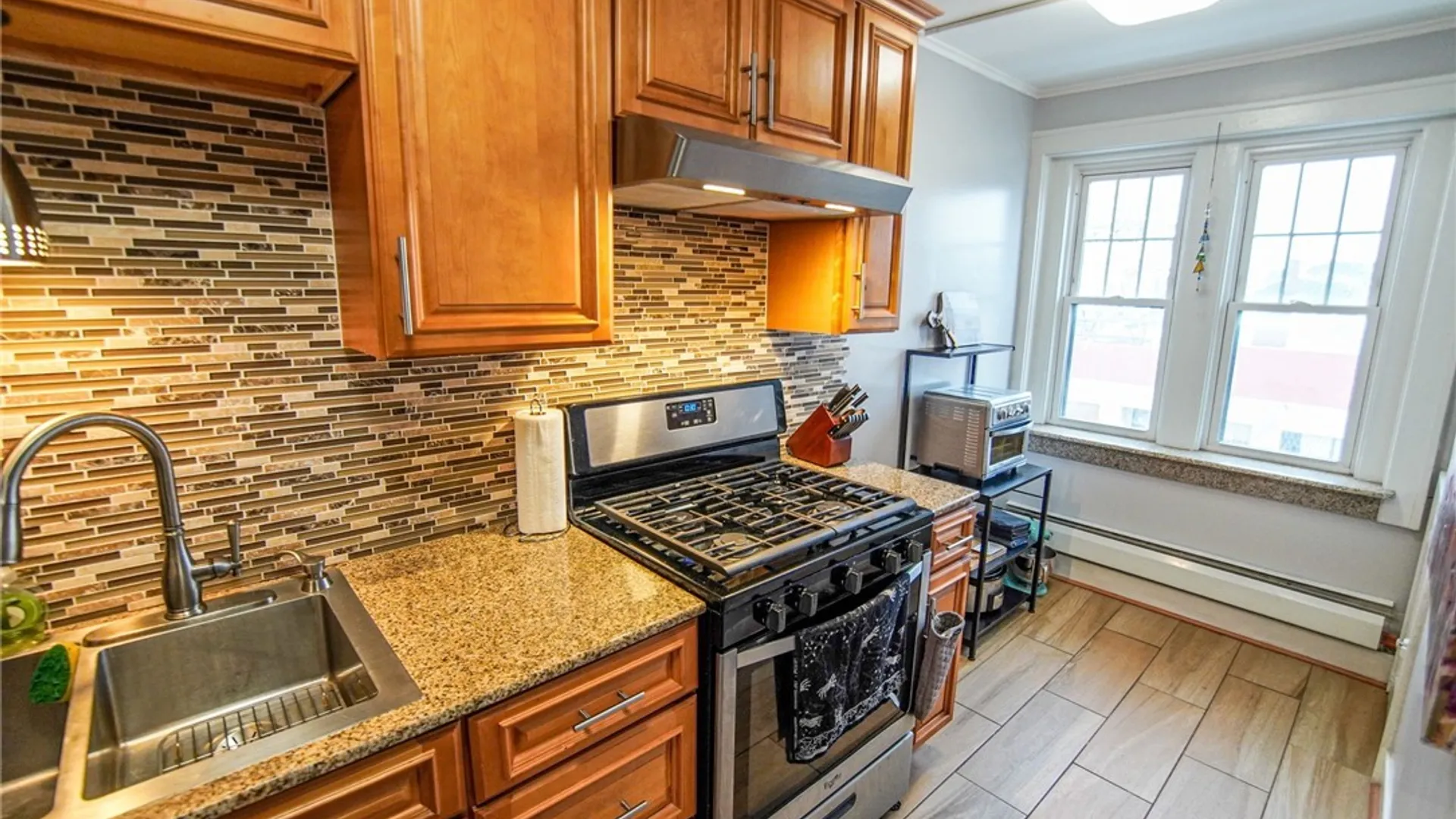 Property at 1225 Hertel Avenue, Buffalo, NY 14216 10