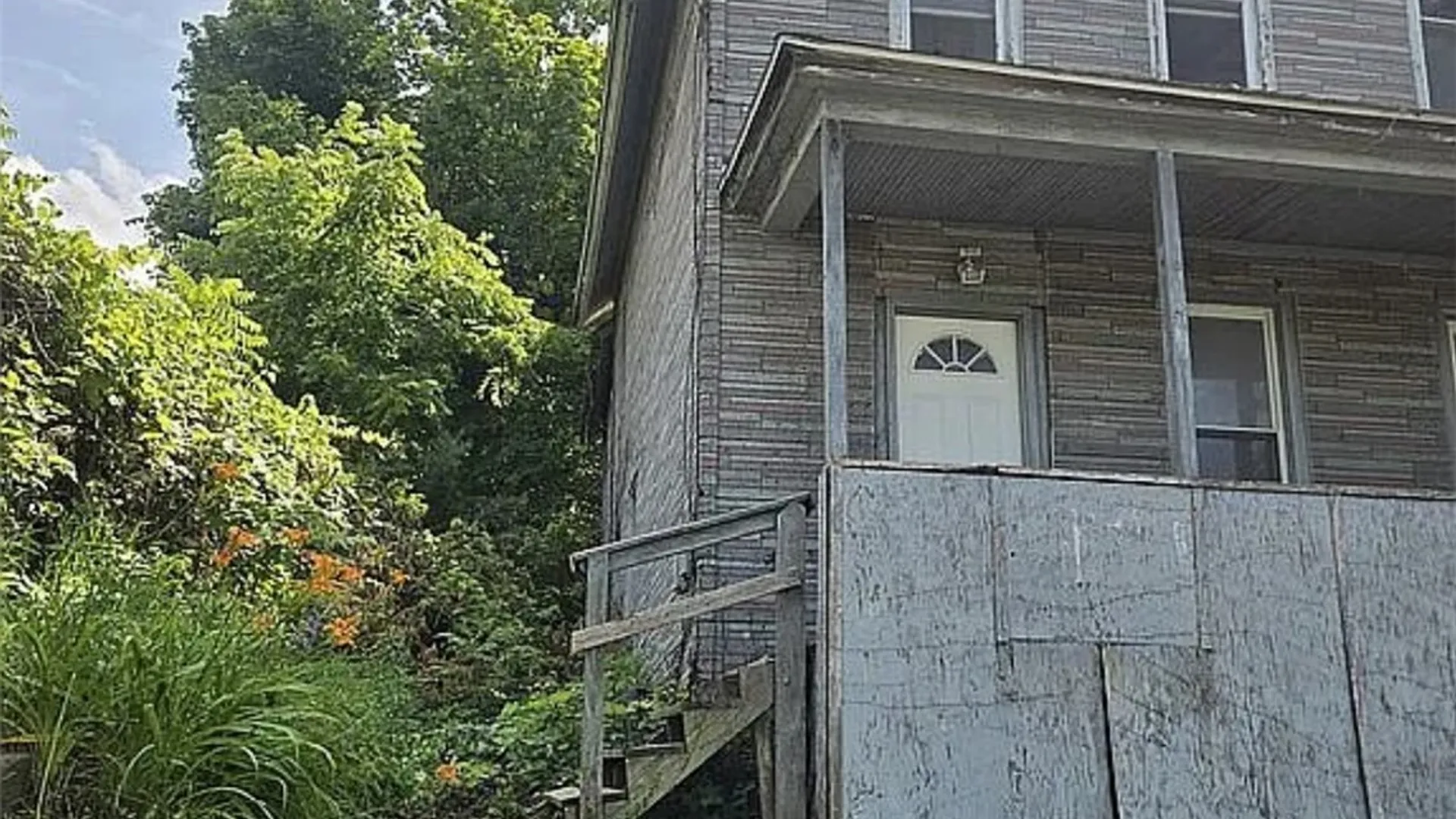 Property at 3 RACE COURSE Street, Amsterdam, NY 12010 32