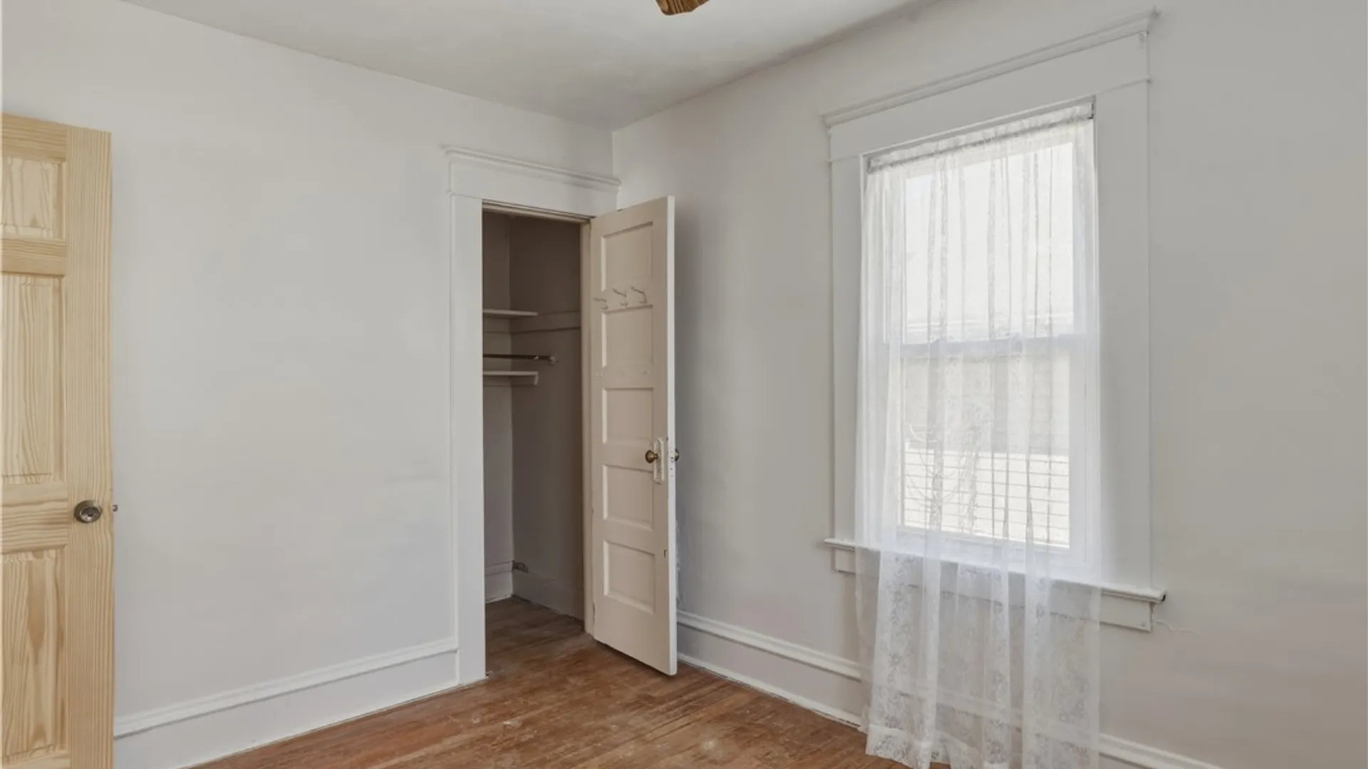 Property at 827 W Gray Street, Elmira City, NY 14905 29