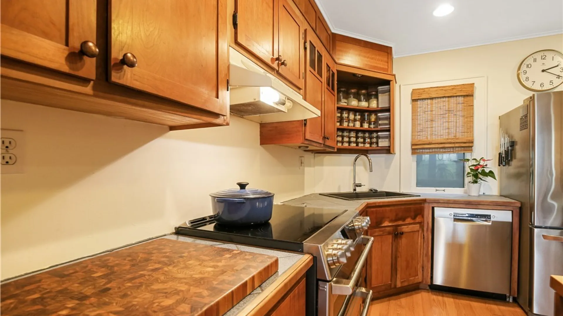 Property at 401 Scott Avenue, Syracuse, NY 13224 20