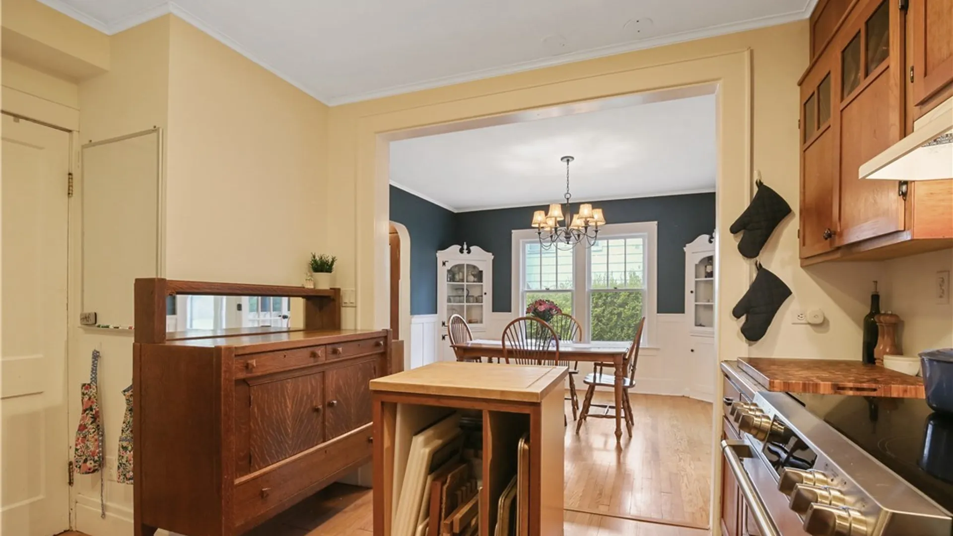 Property at 401 Scott Avenue, Syracuse, NY 13224 22