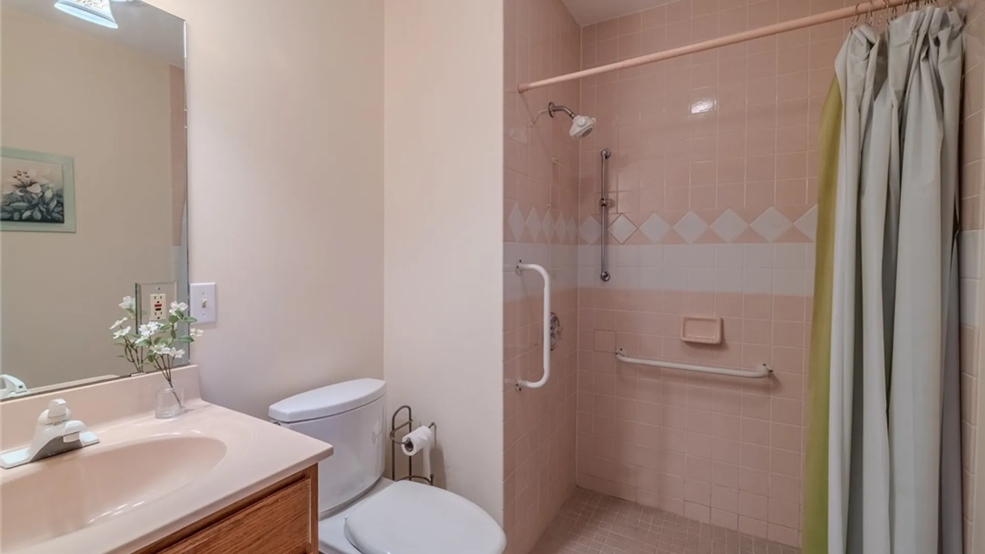 Property at 216 Hampton Road, Syracuse, NY 13203 17