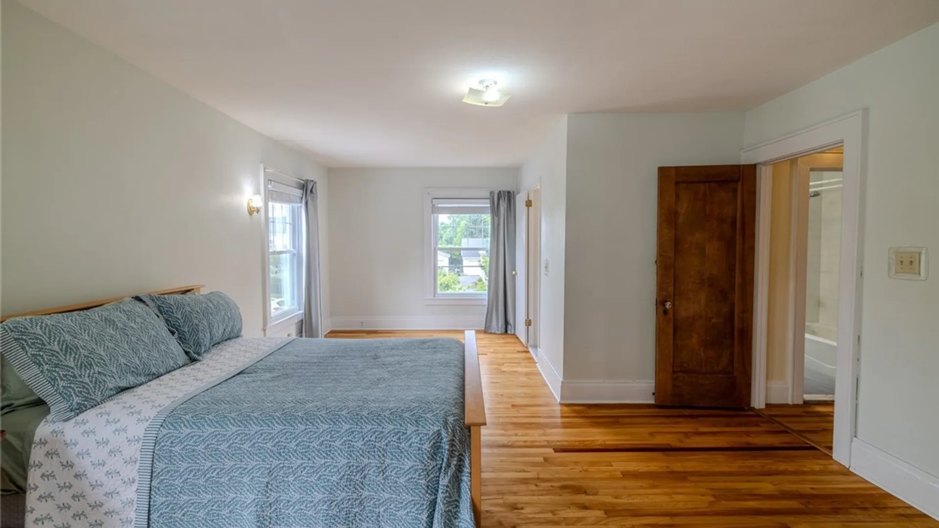 Property at 216 Hampton Road, Syracuse, NY 13203 24