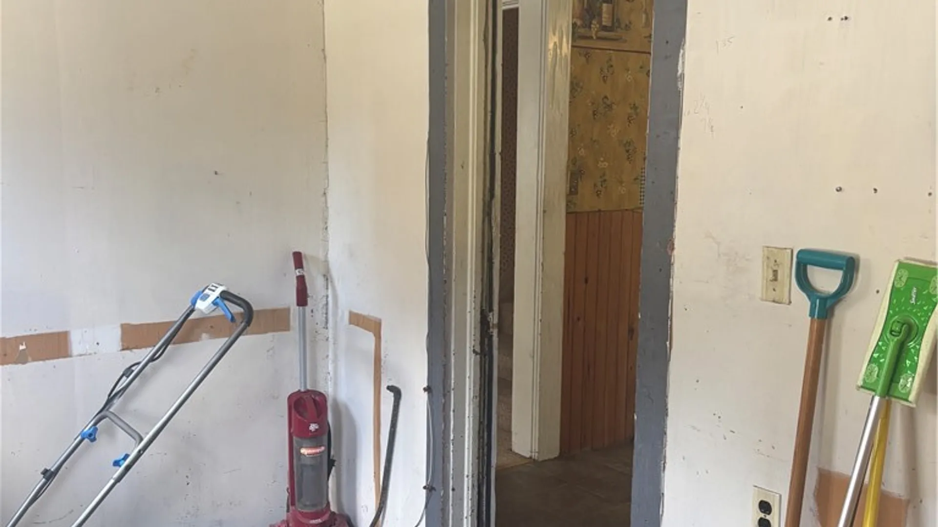 Property at 26 Mcdougall Avenue, Hornell, NY 14843 19