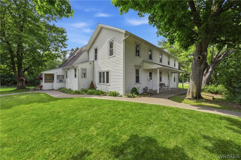 Property at 5224 Old Goodrich Road, Clarence, NY 14031