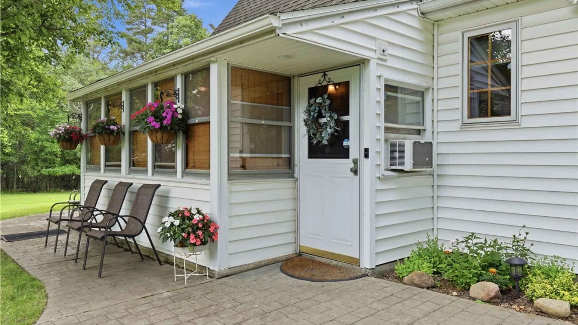 Property at 5224 Old Goodrich Road, Clarence, NY 14031 3