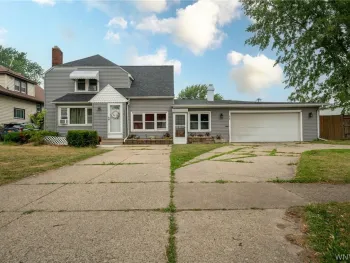 Property at 23 Westchester Boulevard, Tonawanda, NY 14217