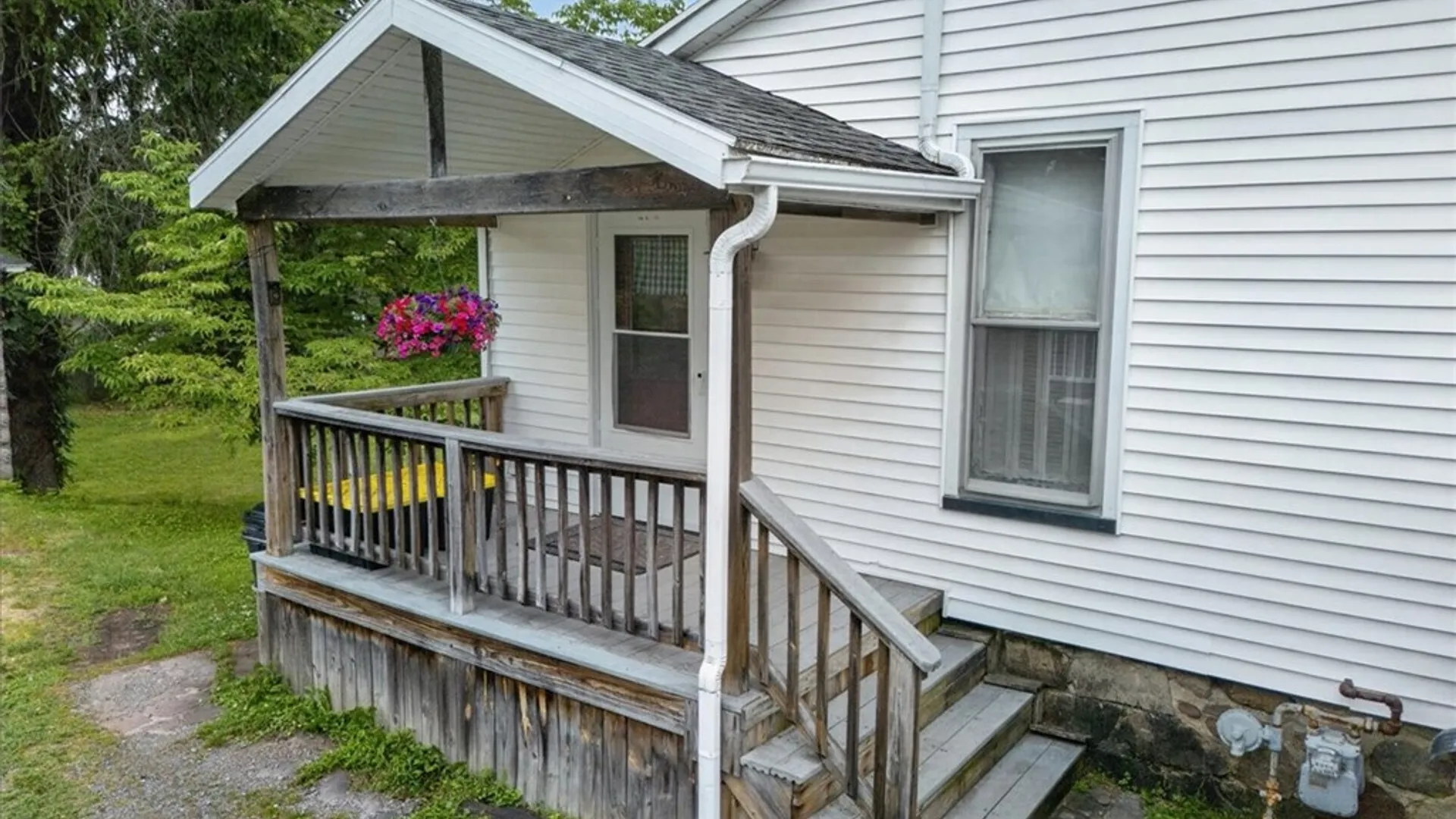 Property at 18 Smith Street, Sodus, NY 14551 4