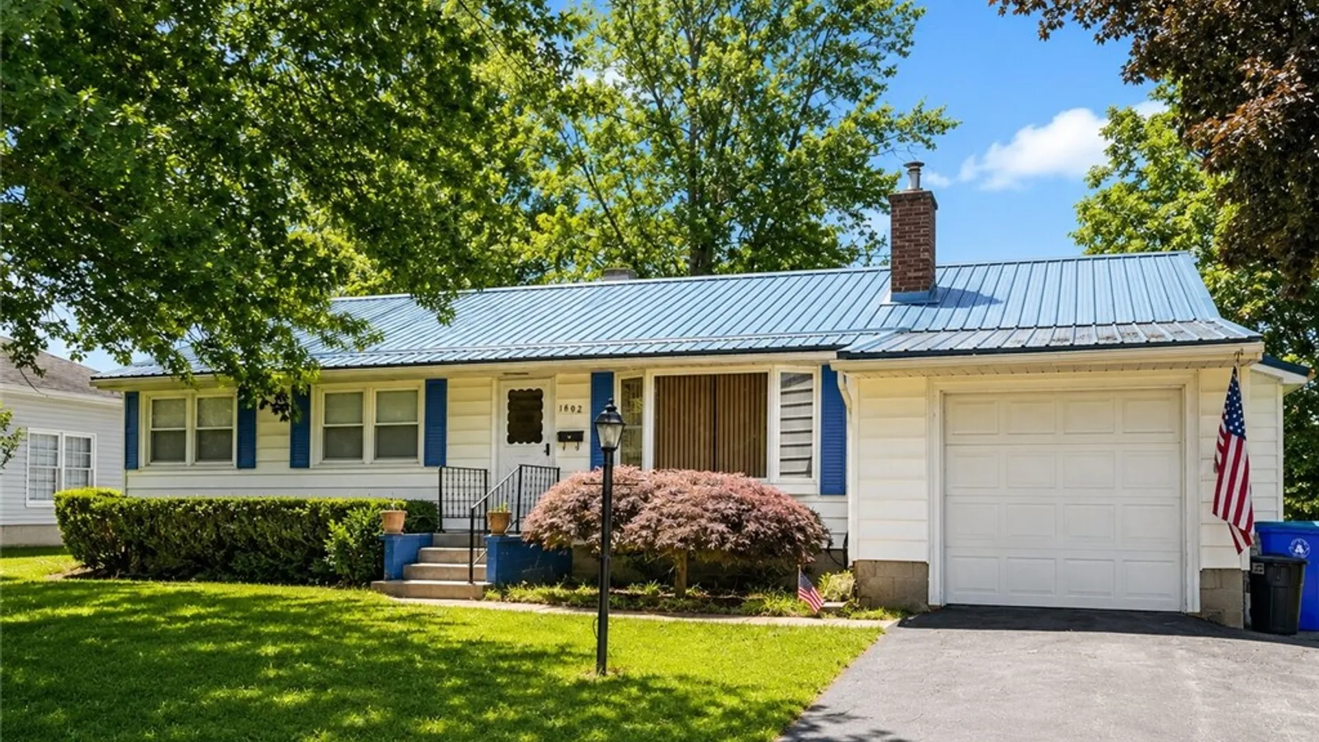 Property at 1002 Gwinn Street, Shelby, NY 14103 3