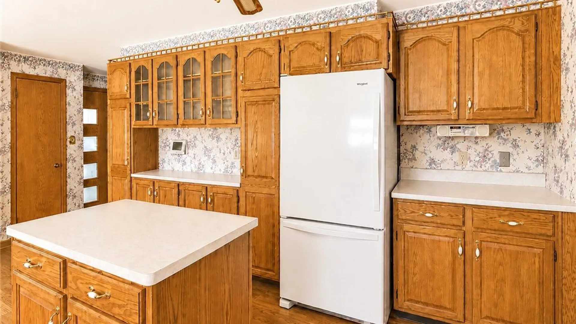 Property at 1002 Gwinn Street, Shelby, NY 14103 8