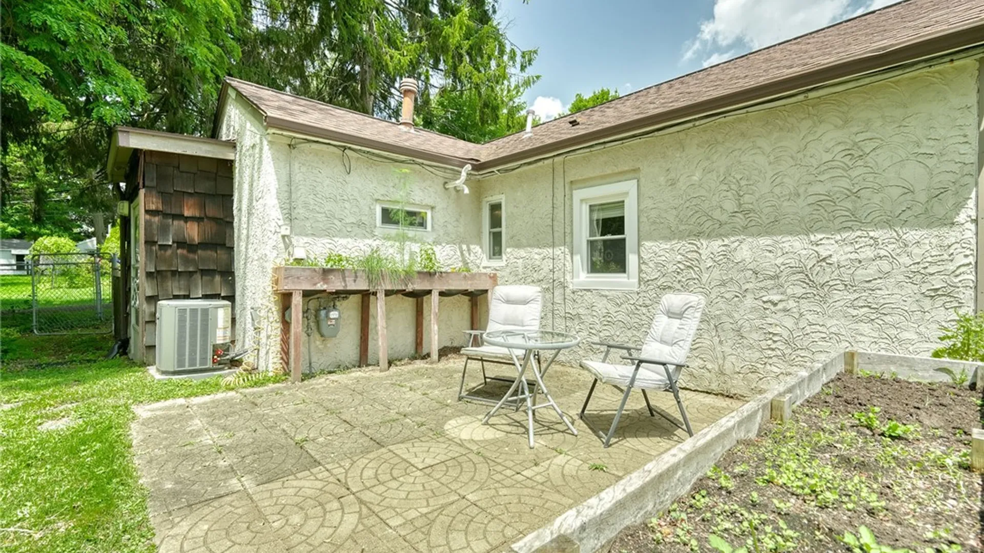 Property at 165 Penhurst Road, Brighton, NY 14610 24