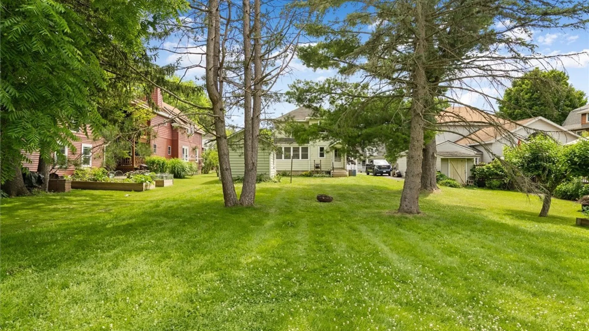 Property at 230 E Hinds Avenue, Vernon, NY 13461 30