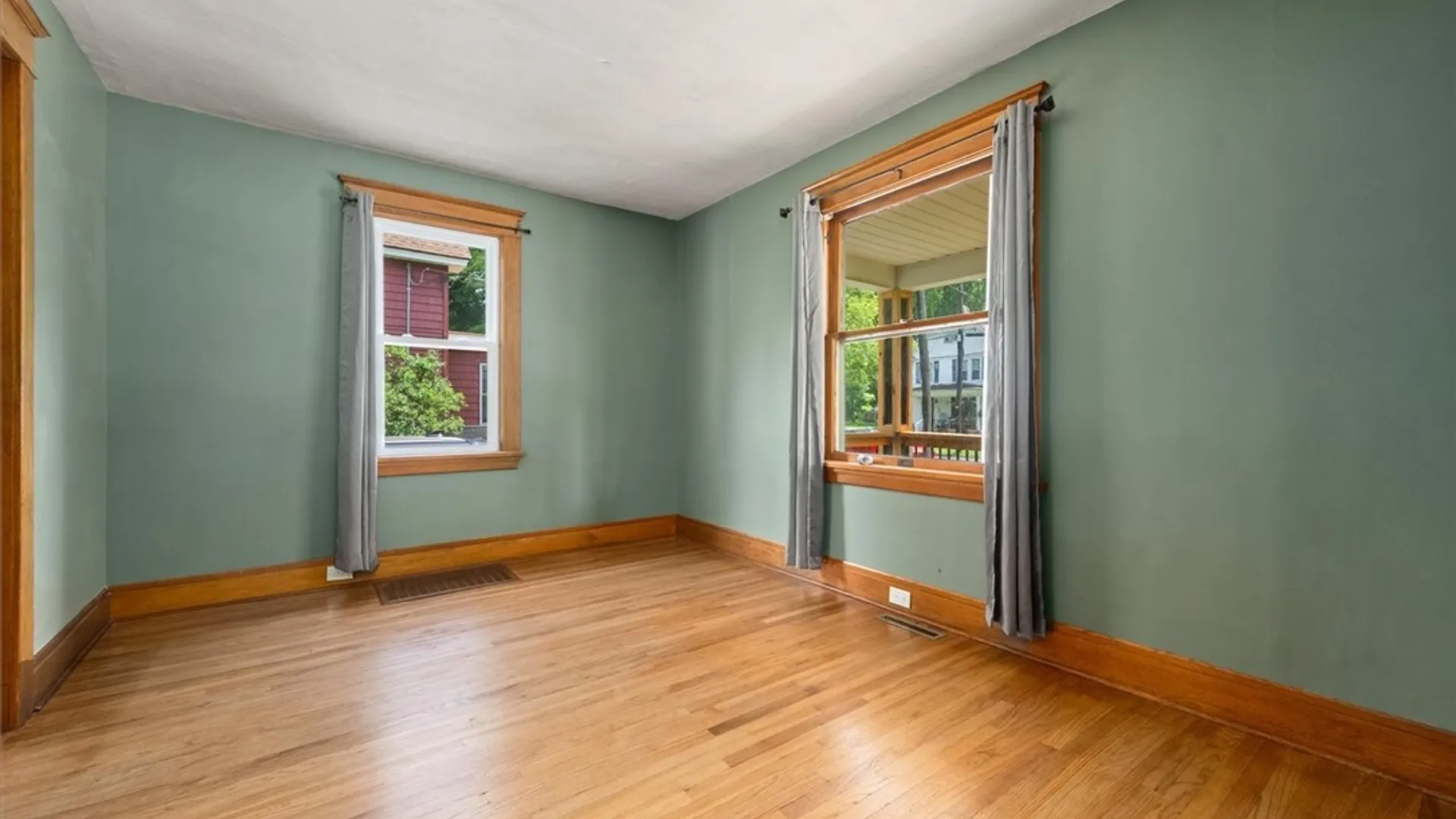 Property at 230 E Hinds Avenue, Vernon, NY 13461 9