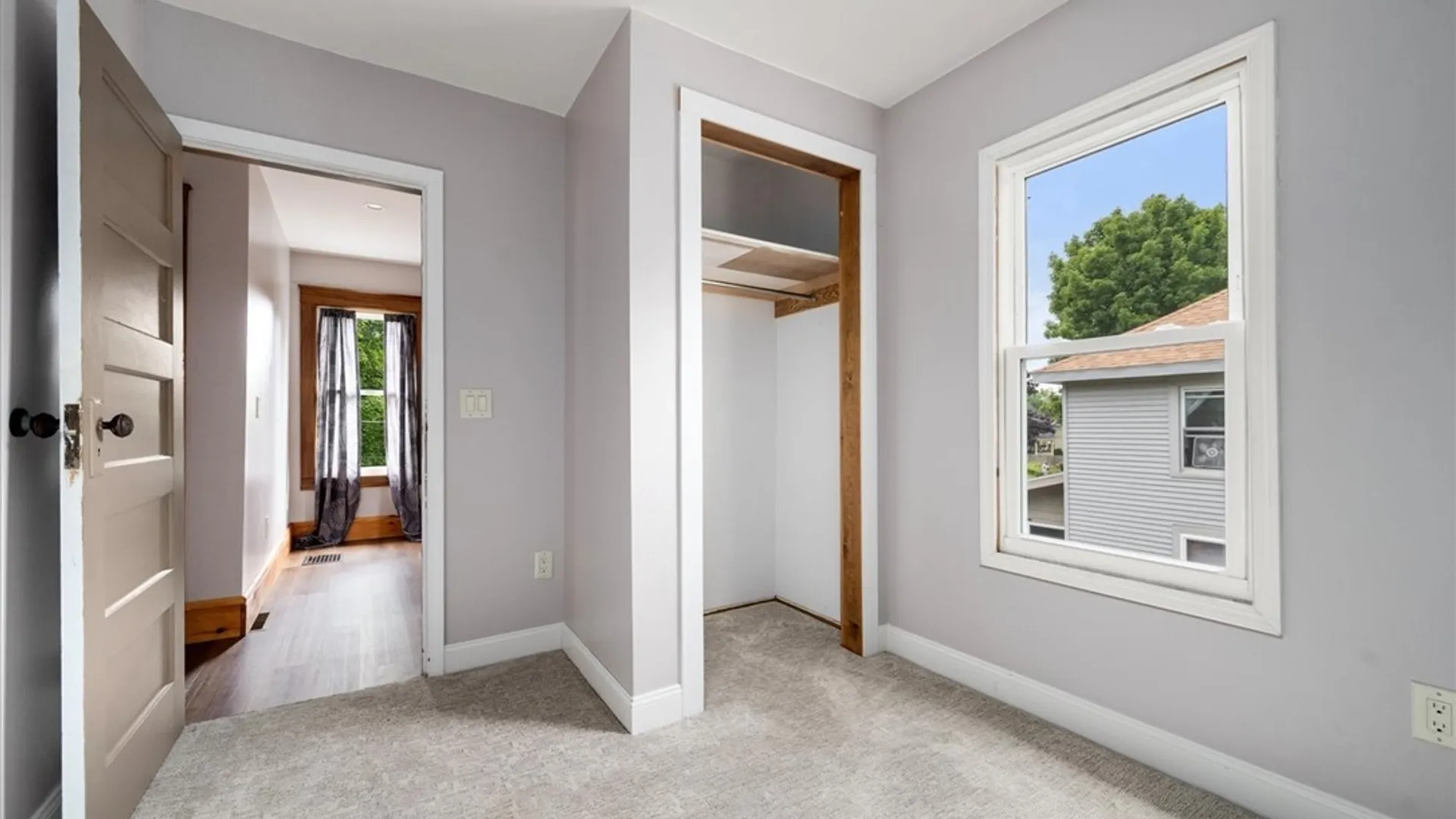 Property at 230 E Hinds Avenue, Vernon, NY 13461 23