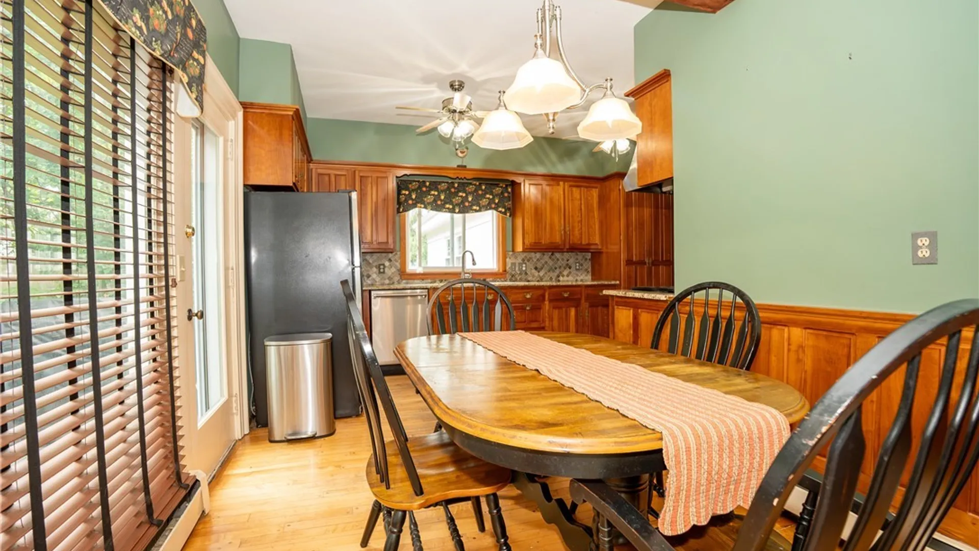 Property at 10775 Main Street, Clarence, NY 14031 25