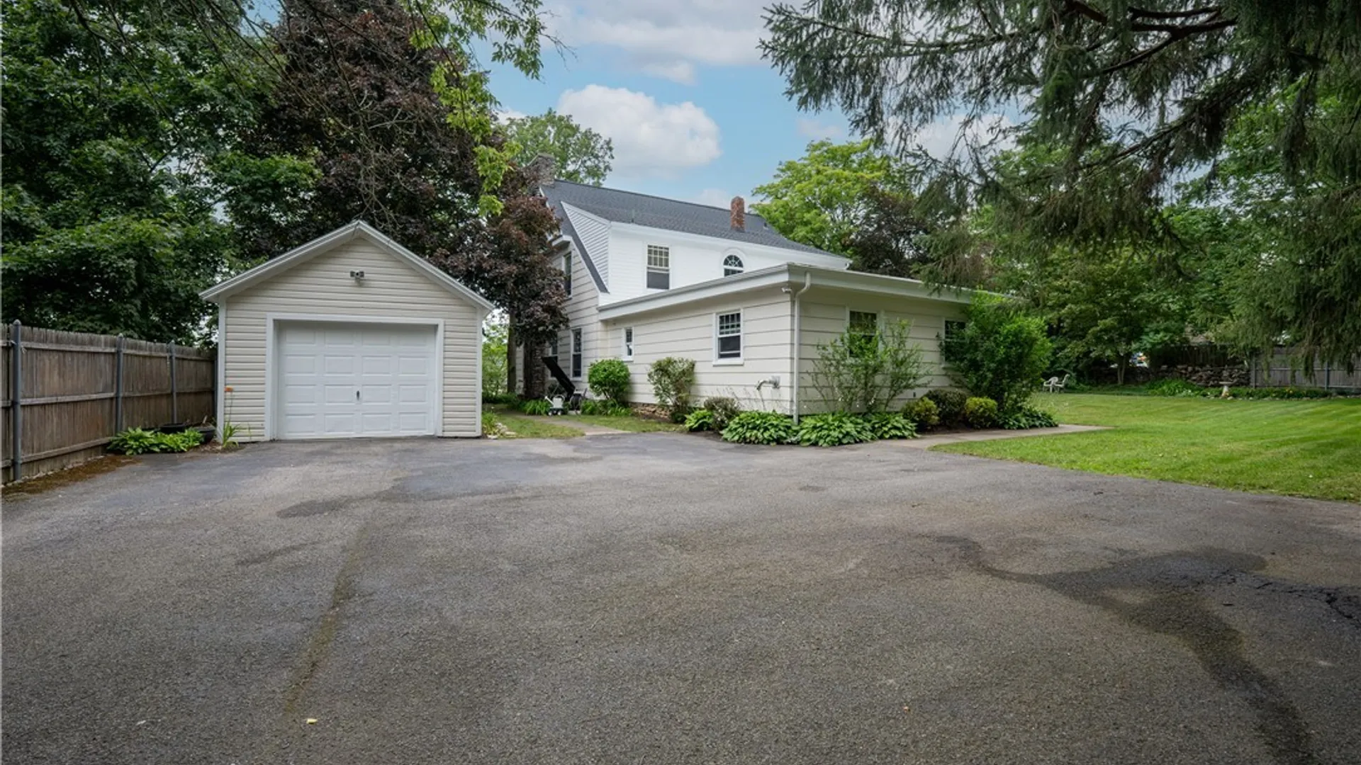 Property at 10775 Main Street, Clarence, NY 14031 12