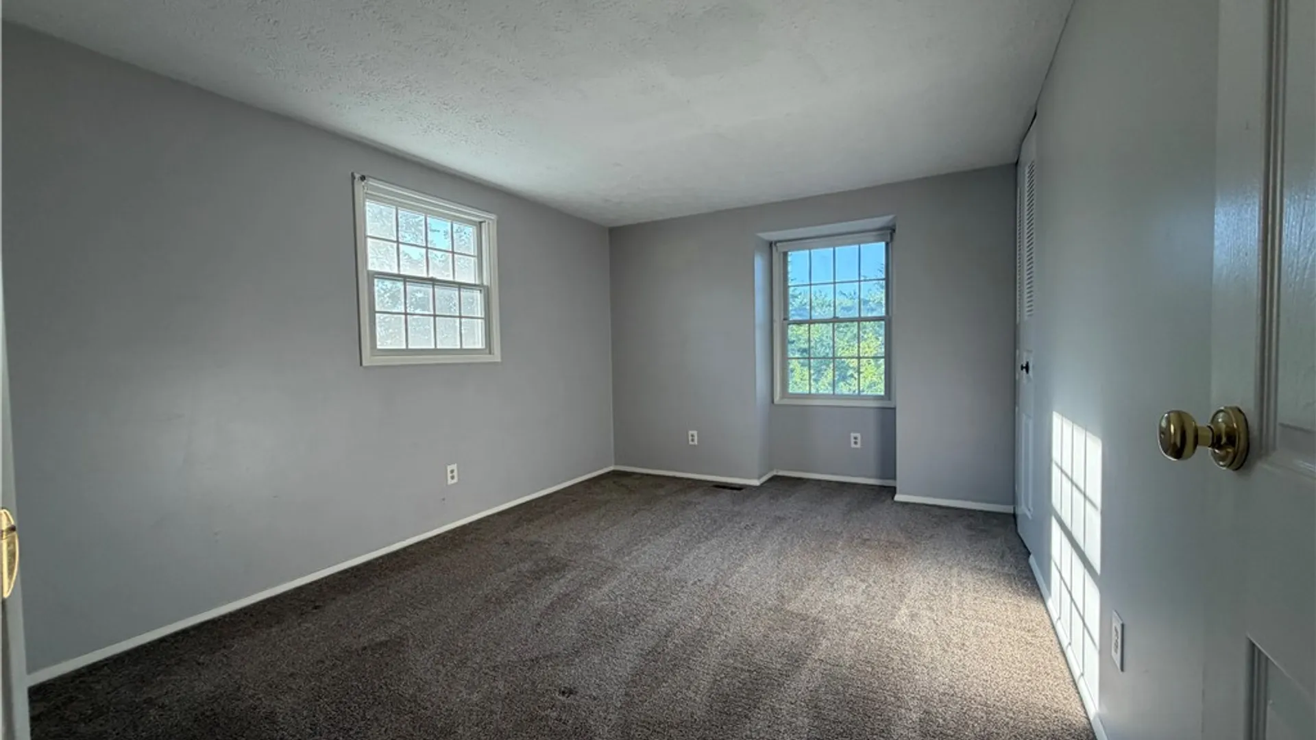 Property at 11 Wildherd Drive, Henrietta, NY 14467 17