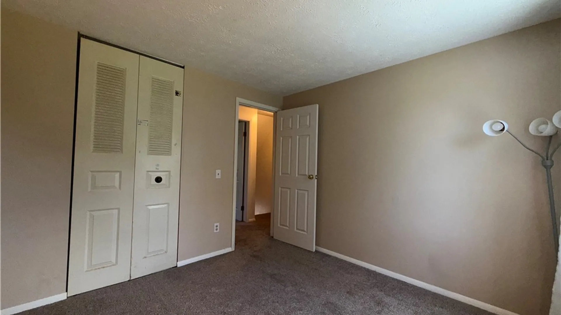Property at 11 Wildherd Drive, Henrietta, NY 14467 23