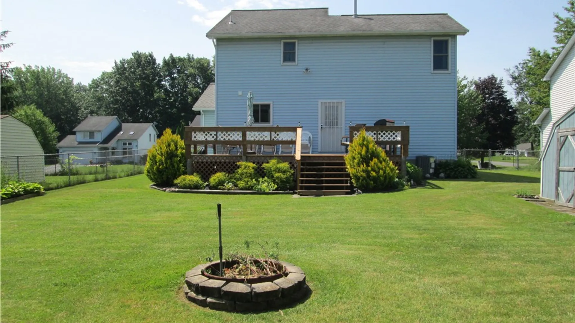 Property at 6 Cheshire Lane, Gates, NY 14624 5