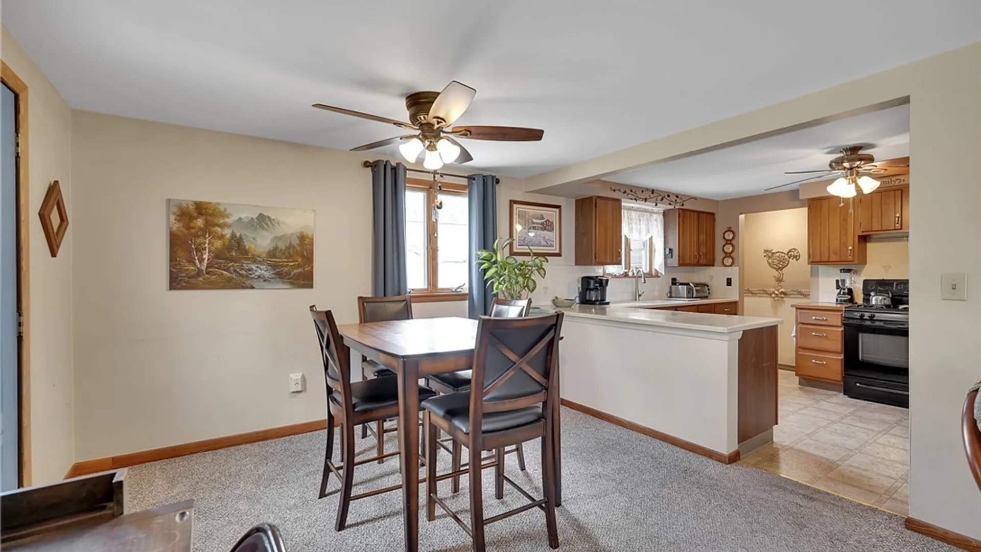 Property at 4066 Bond Street, Hamburg, NY 14219 7