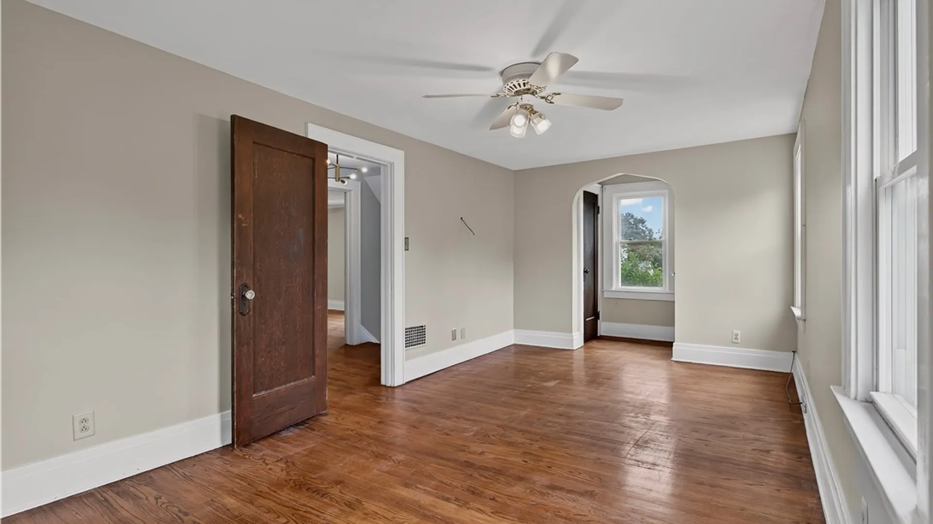 Property at 111 Charing Road, DeWitt, NY 13214 43