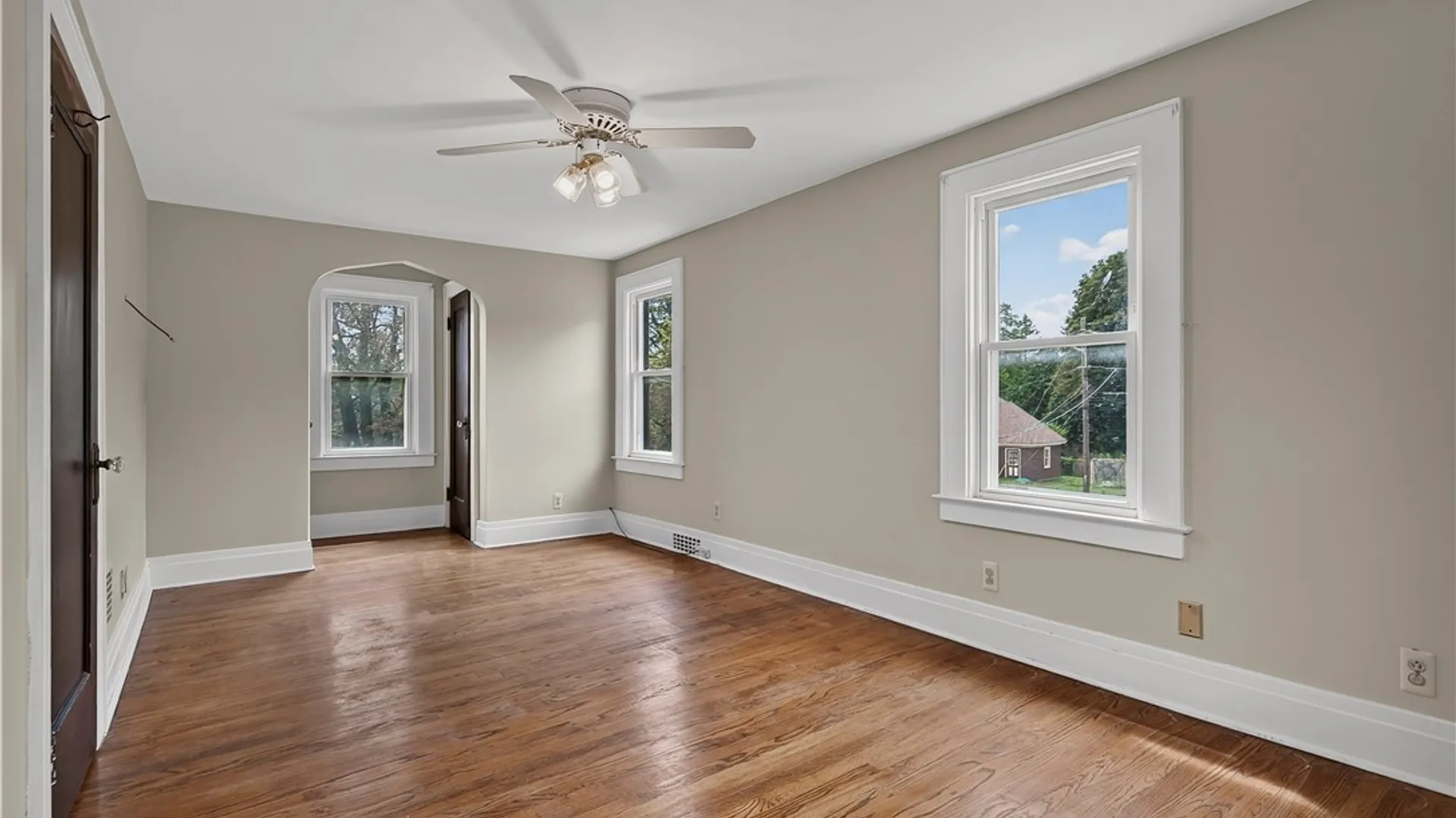 Property at 111 Charing Road, DeWitt, NY 13214 44