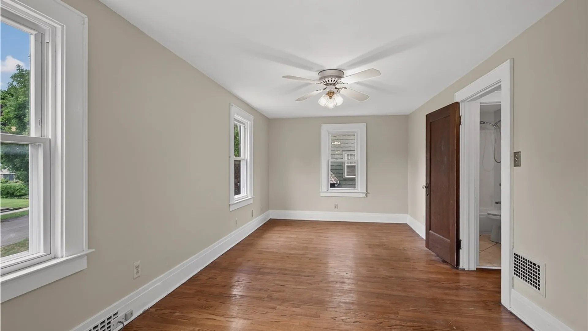 Property at 111 Charing Road, DeWitt, NY 13214 45