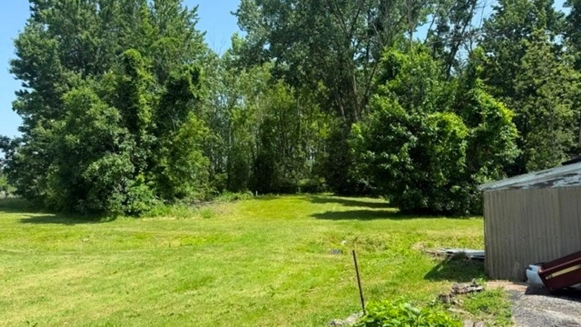 Property at 7813 Chestnut Ridge Road, Royalton, NY 14067 3