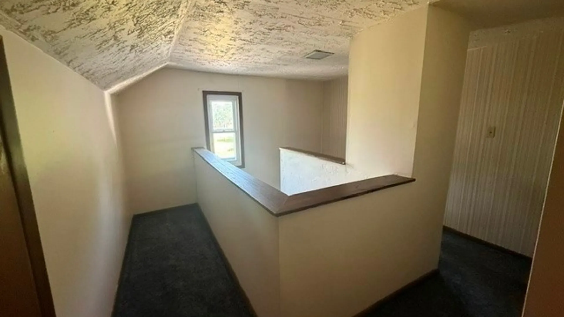 Property at 7813 Chestnut Ridge Road, Royalton, NY 14067 10