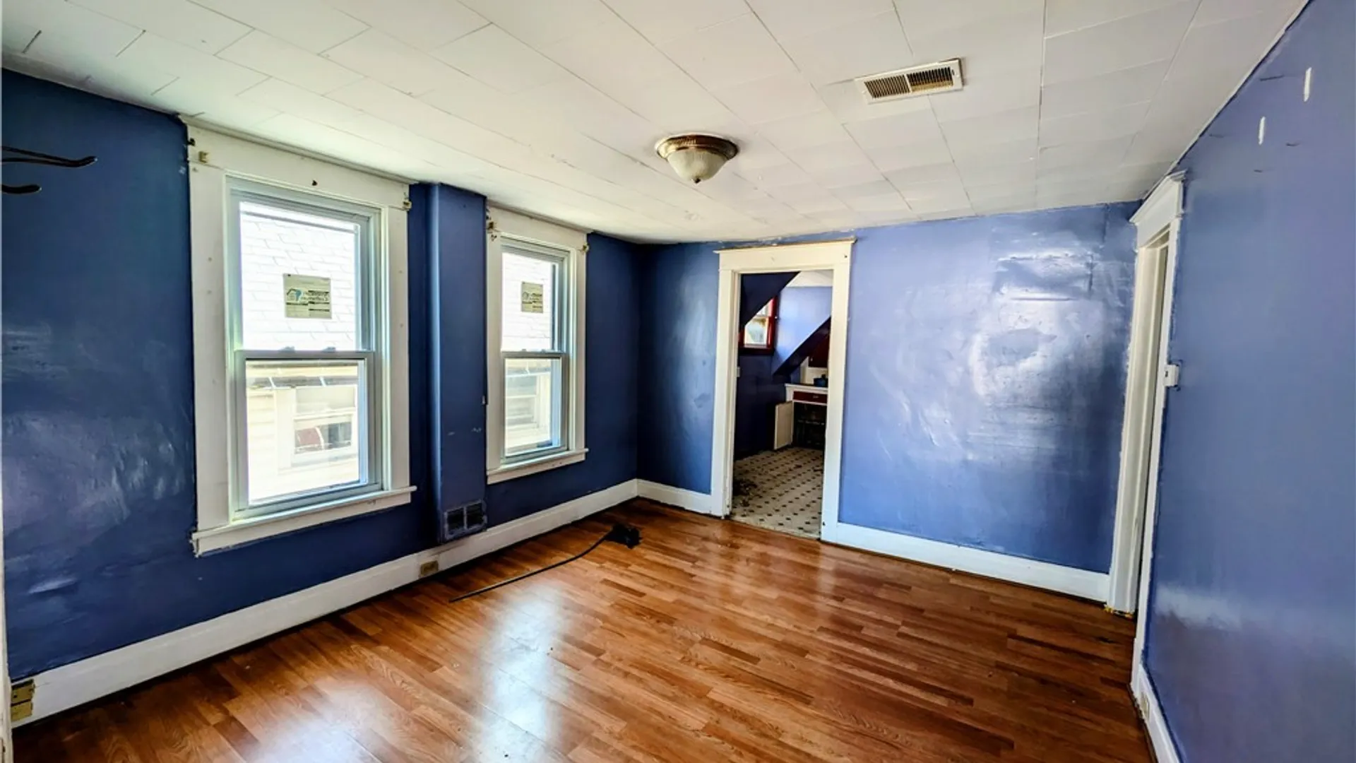 Property at 108 Roebling Avenue, Buffalo, NY 14215 7
