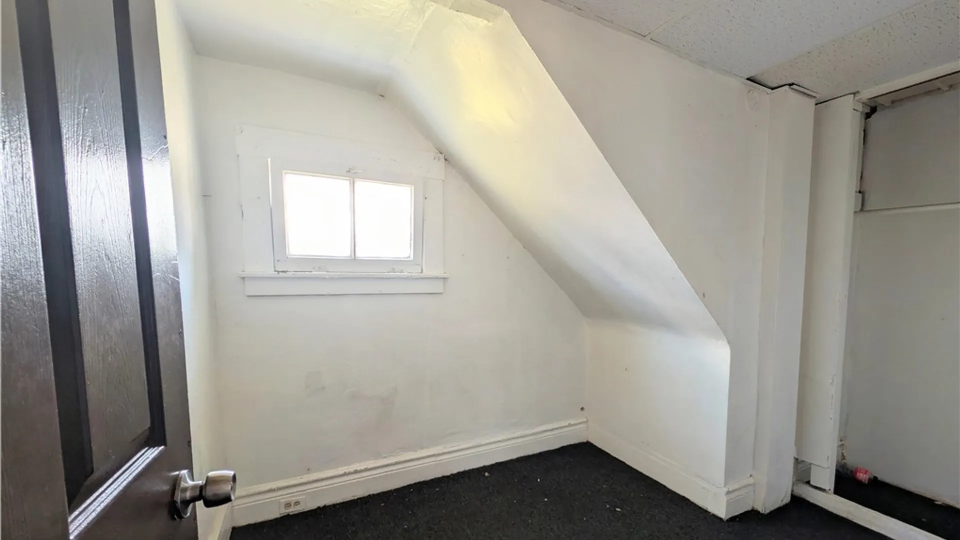 Property at 108 Roebling Avenue, Buffalo, NY 14215 17