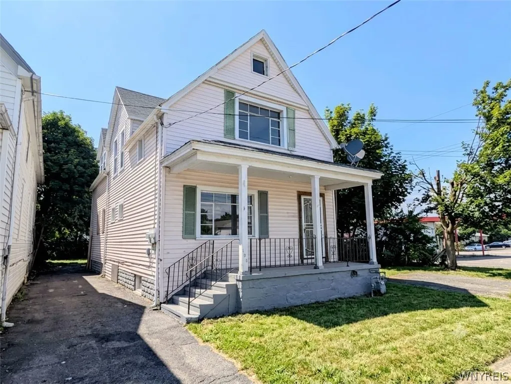 Property at 108 Roebling Avenue, Buffalo, NY 14215