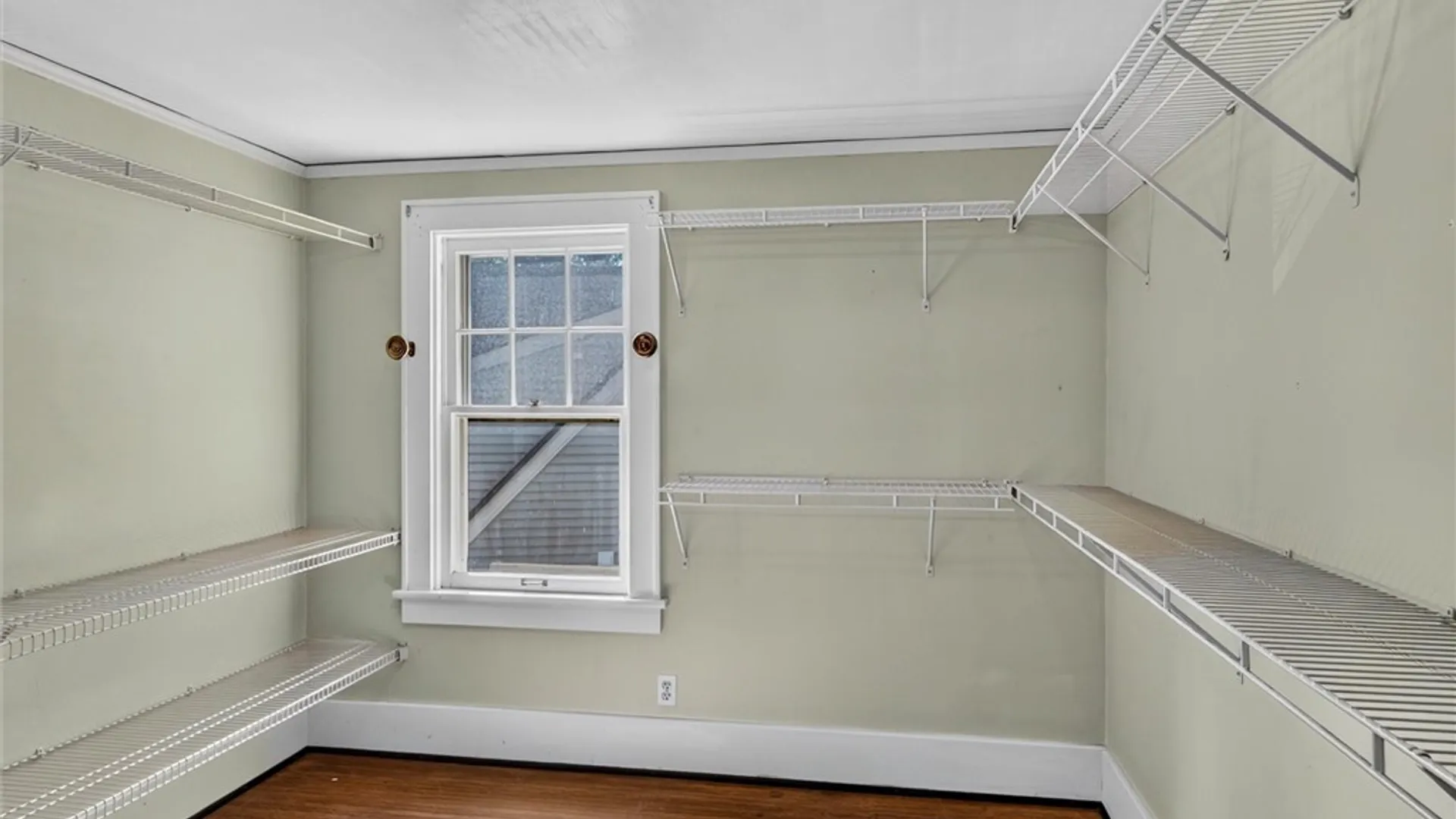 Property at 68 Sagamore Drive, Irondequoit, NY 14617 27