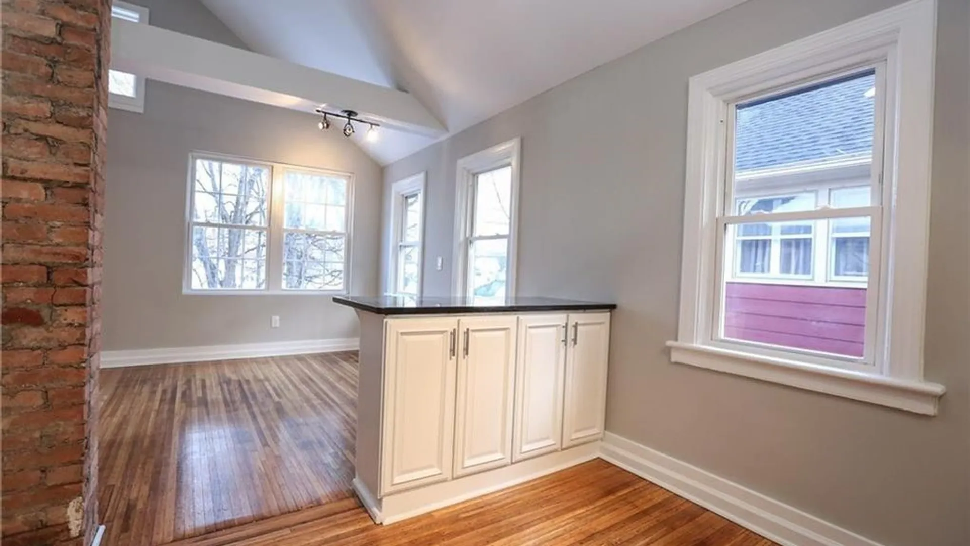 Property at 32 Rowley Street, Rochester, NY 14607 4